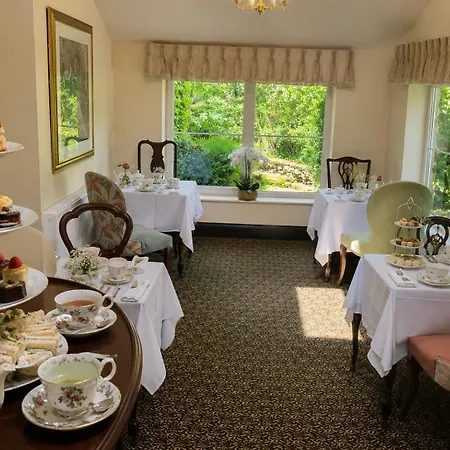 Nent Hall Hotel *